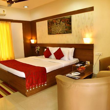 Kstdc Hotel Mayura Bhuvaneshwari Kamalapur Hampi Εξωτερικό φωτογραφία