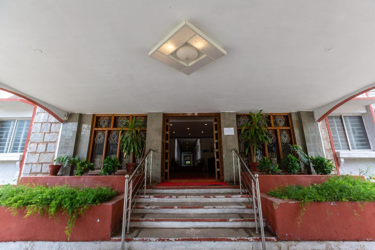 Kstdc Hotel Mayura Bhuvaneshwari Kamalapur Hampi Εξωτερικό φωτογραφία