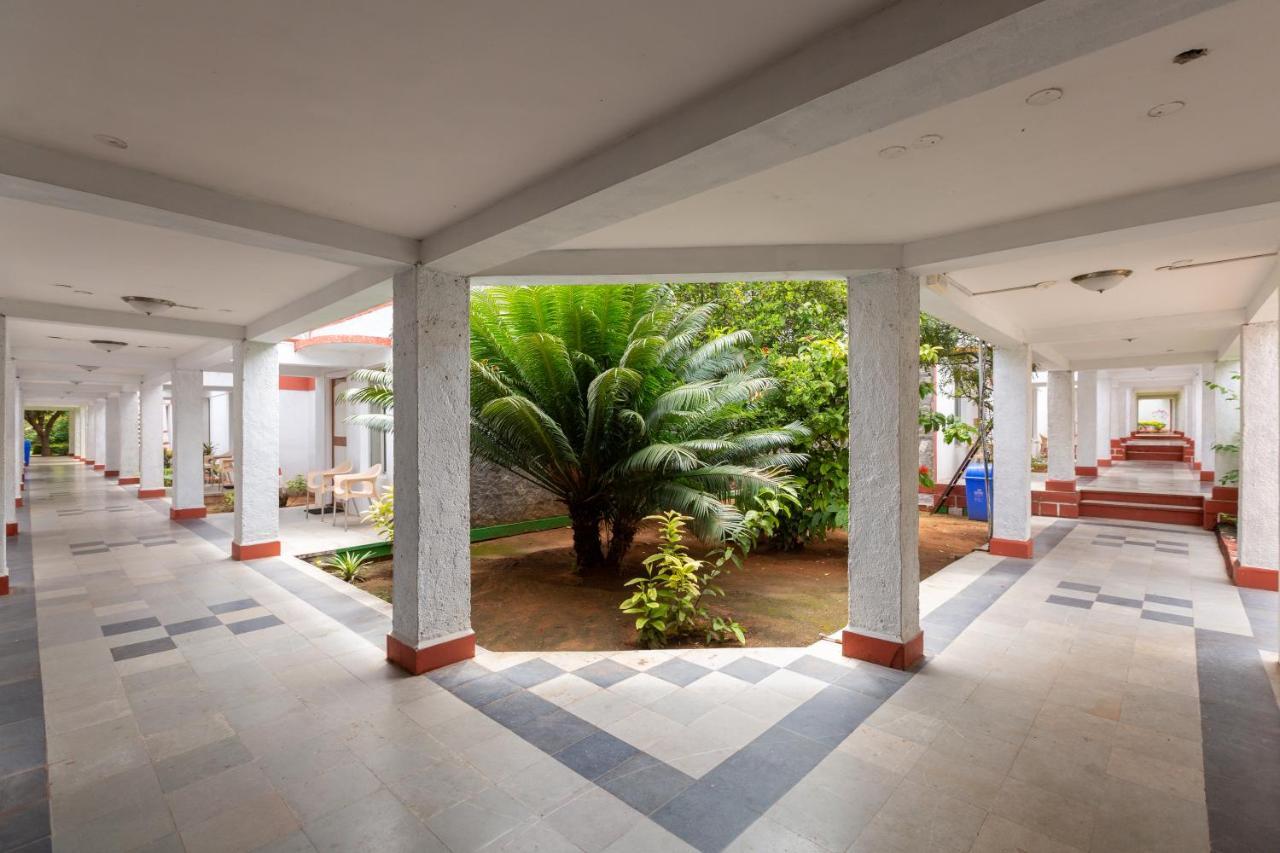 Kstdc Hotel Mayura Bhuvaneshwari Kamalapur Hampi Εξωτερικό φωτογραφία