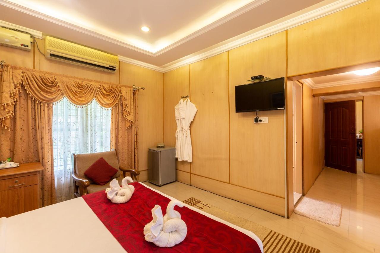 Kstdc Hotel Mayura Bhuvaneshwari Kamalapur Hampi Εξωτερικό φωτογραφία