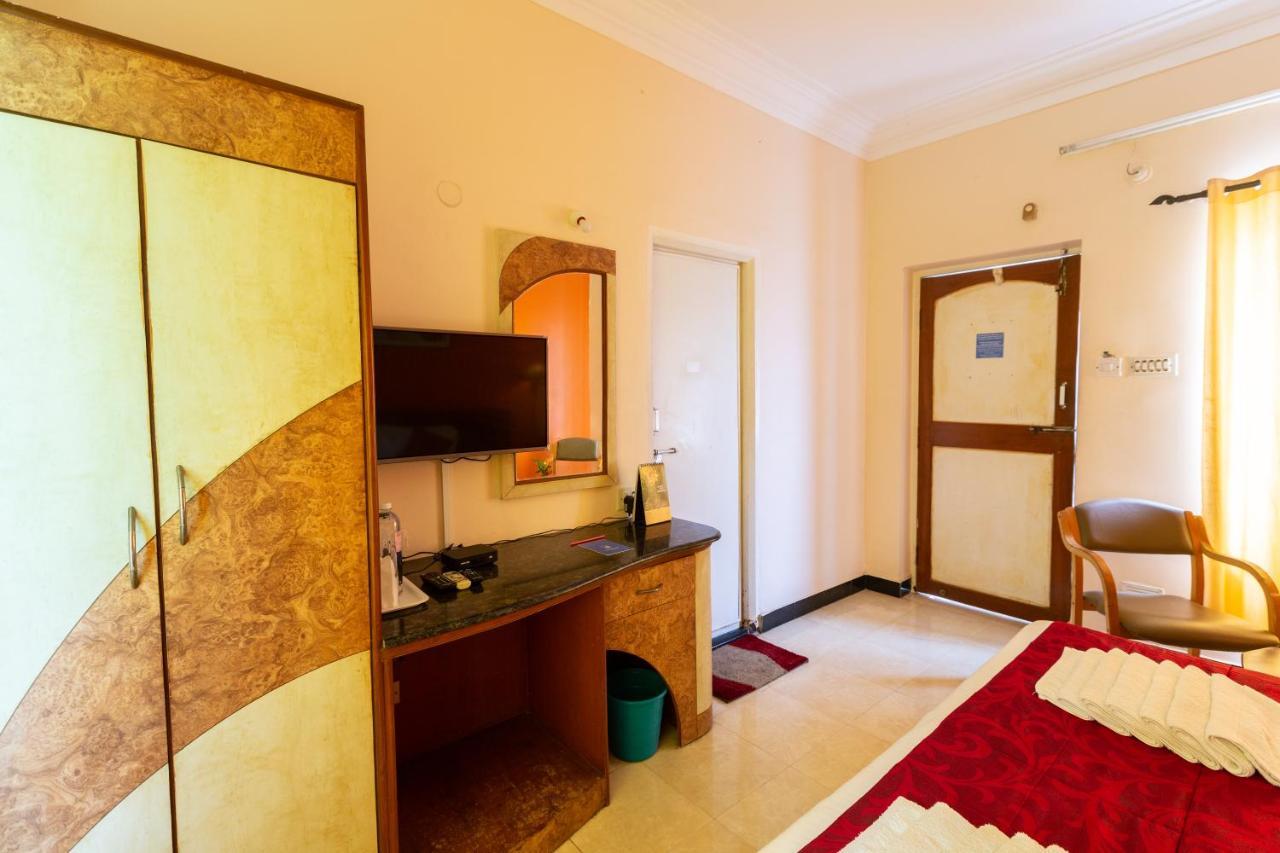 Kstdc Hotel Mayura Bhuvaneshwari Kamalapur Hampi Εξωτερικό φωτογραφία