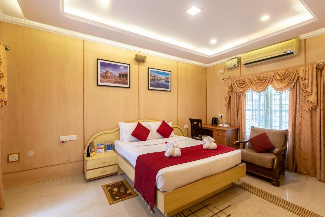 Kstdc Hotel Mayura Bhuvaneshwari Kamalapur Hampi Εξωτερικό φωτογραφία
