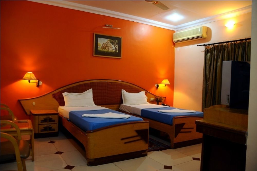 Kstdc Hotel Mayura Bhuvaneshwari Kamalapur Hampi Εξωτερικό φωτογραφία