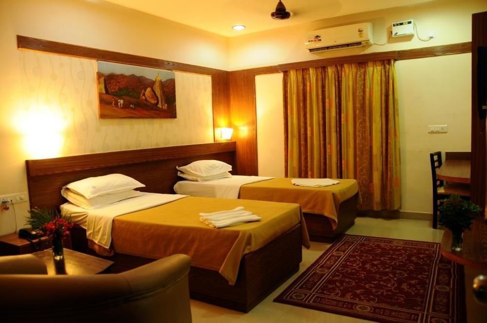 Kstdc Hotel Mayura Bhuvaneshwari Kamalapur Hampi Εξωτερικό φωτογραφία