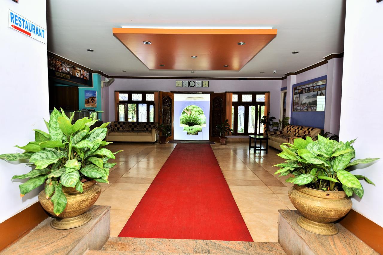 Kstdc Hotel Mayura Bhuvaneshwari Kamalapur Hampi Εξωτερικό φωτογραφία